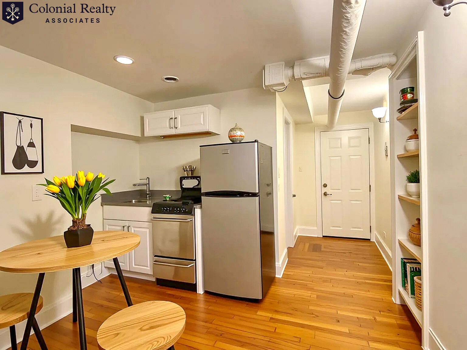 86 Charles St, Beacon Hill