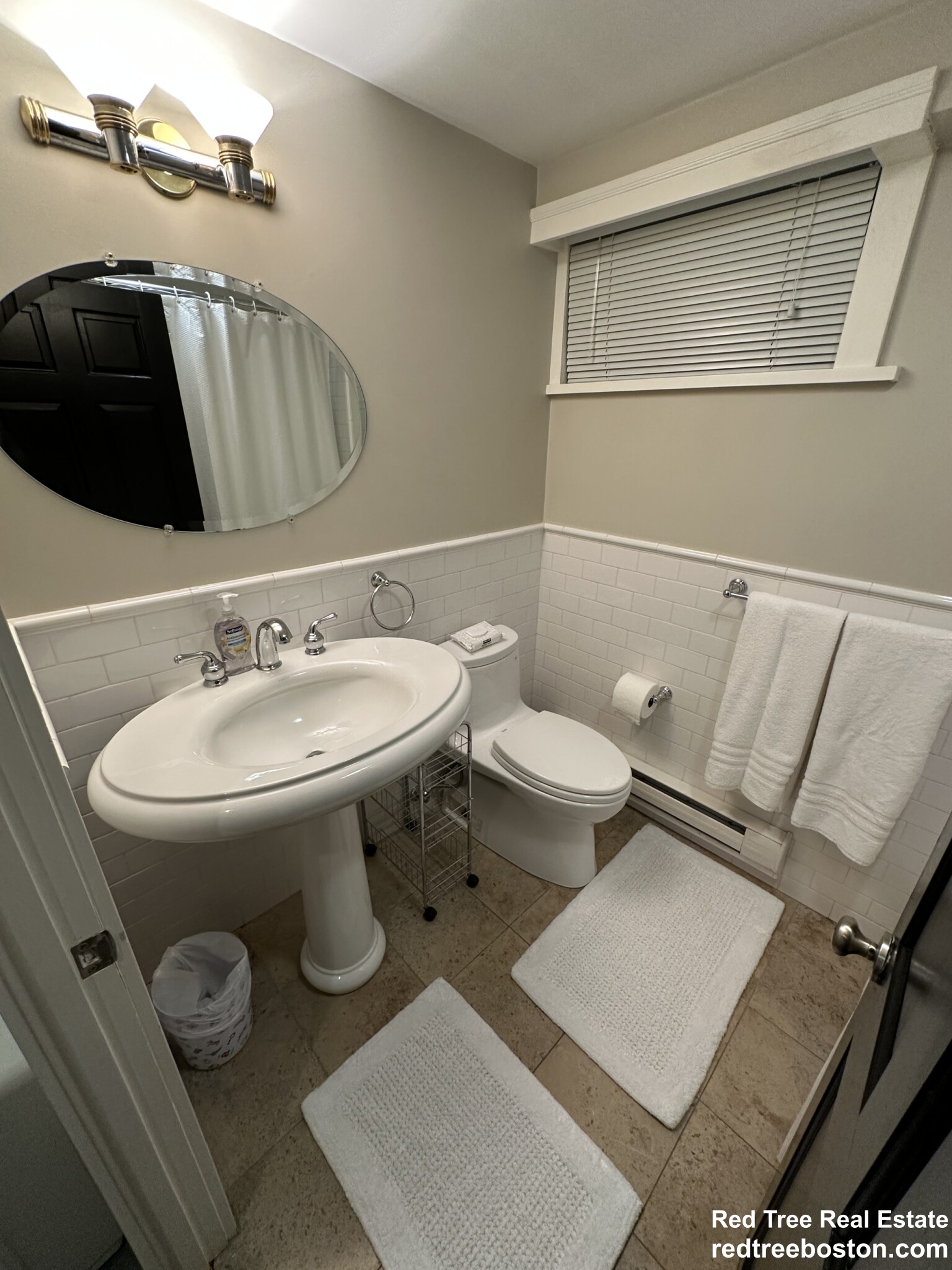 25 Westfield Rd, West Newton