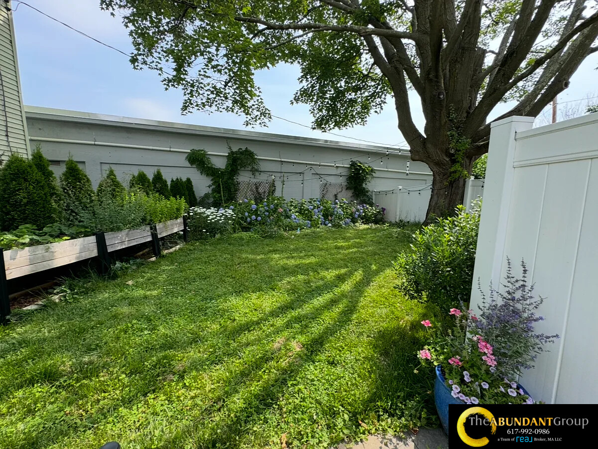 66 Calvary St, South Side