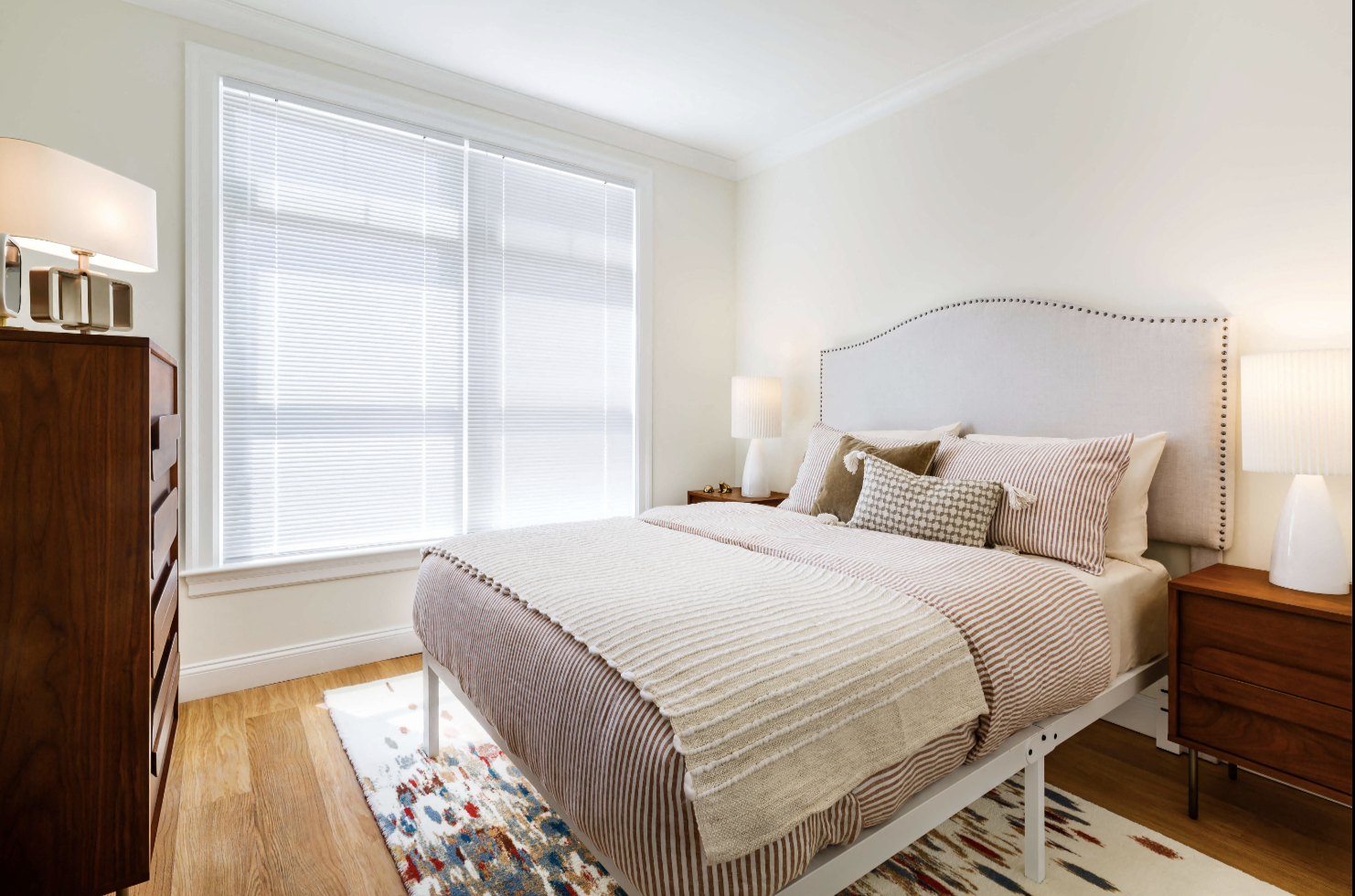 2 bed, 2 bath apartment for rent at 120 Gerry Rd Unit 212, Chestnut Hill — photo 2 of 5