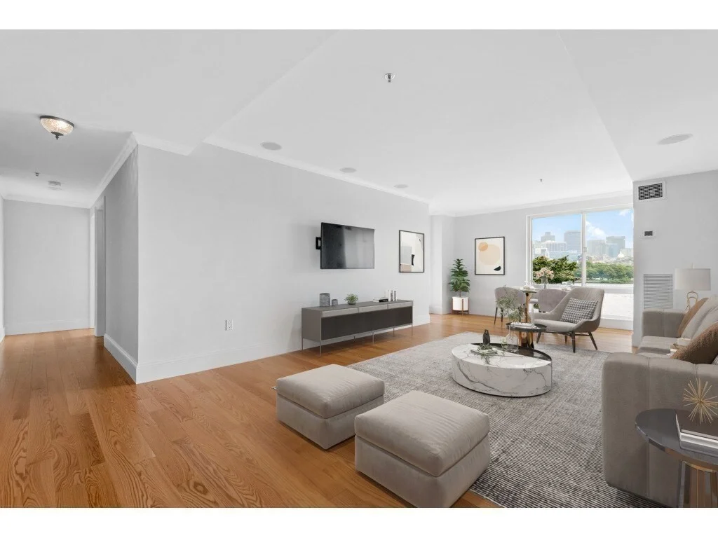 75-83 Cambridge Pkwy, East Cambridge