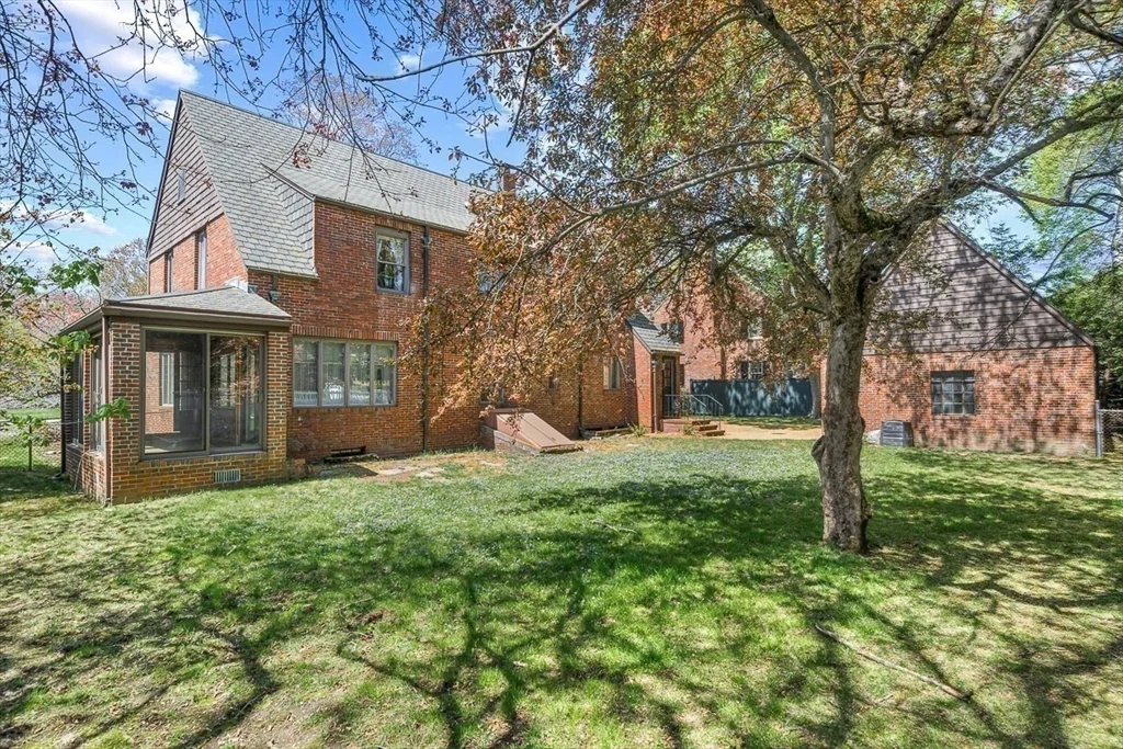 59 Wedgemere Ave, Winchester