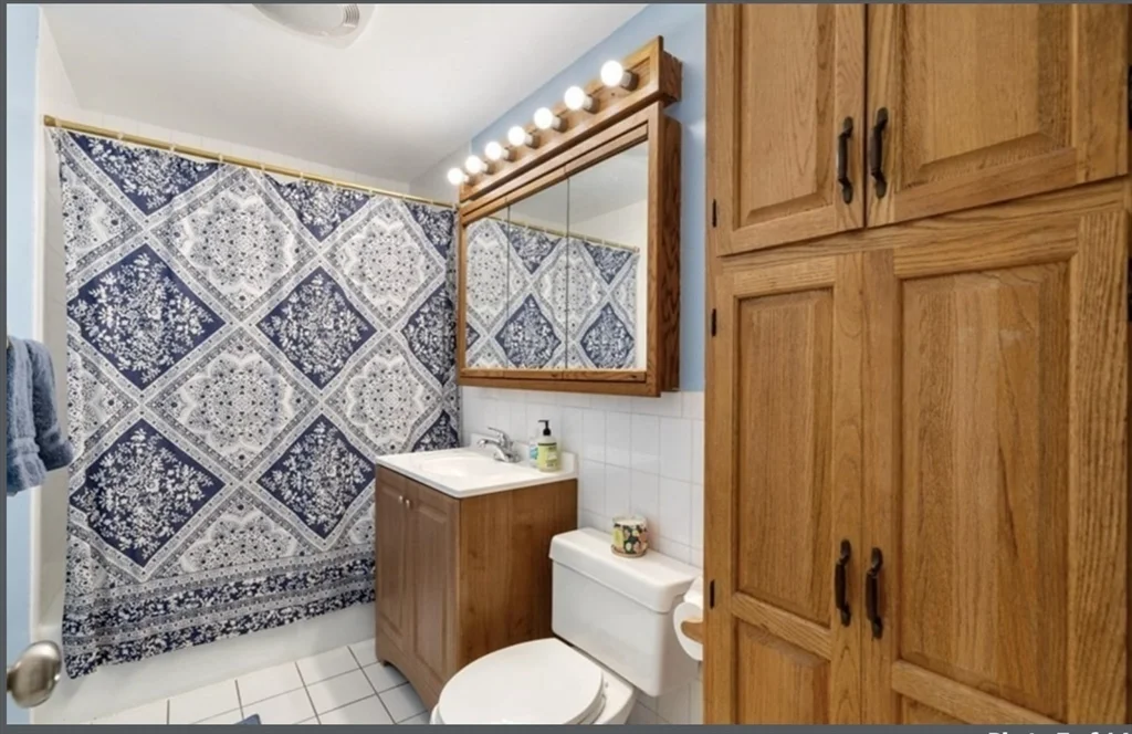 34 Hamilton Rd, Arlington