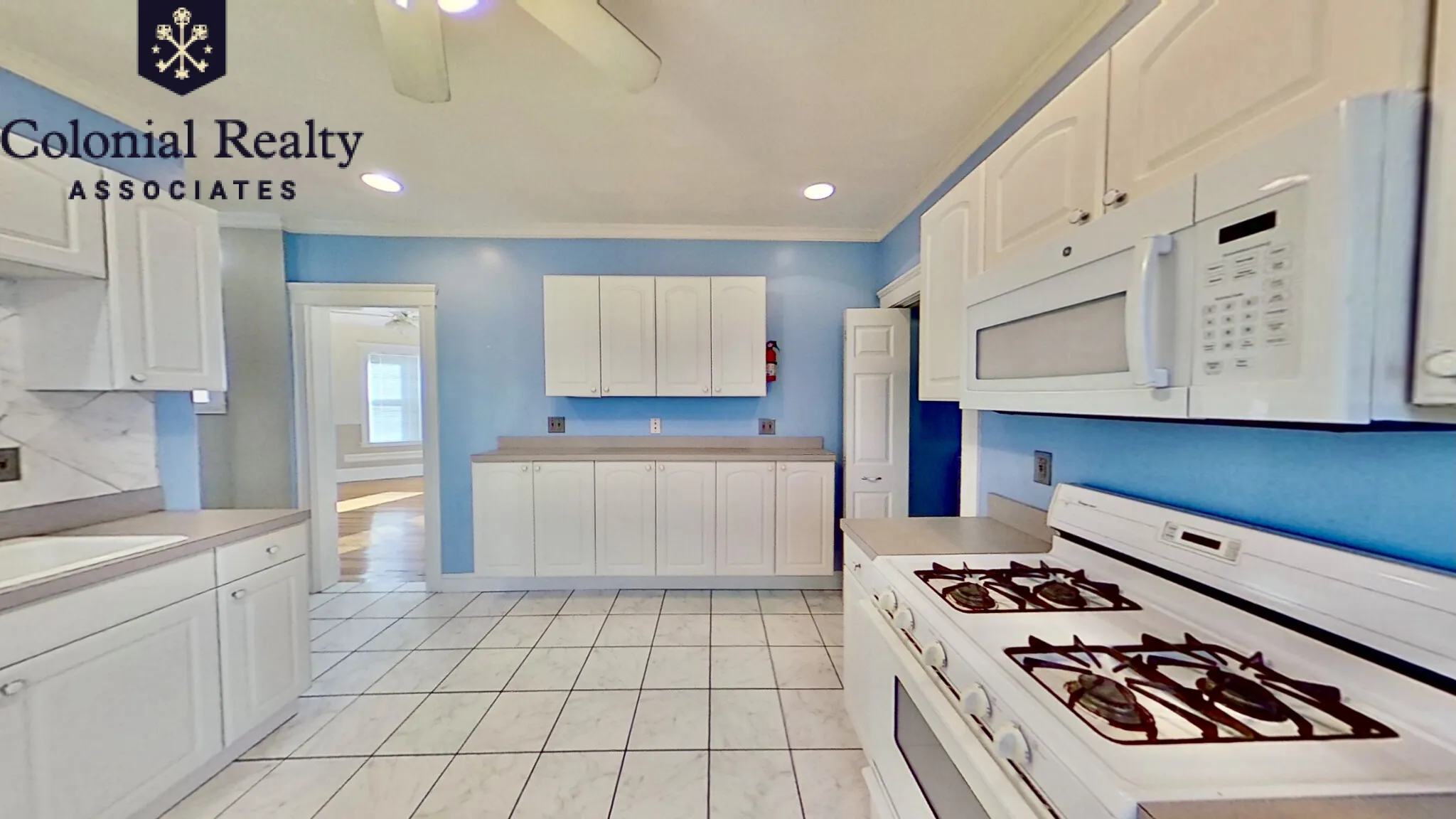 18 Bigelow St, Oak Square