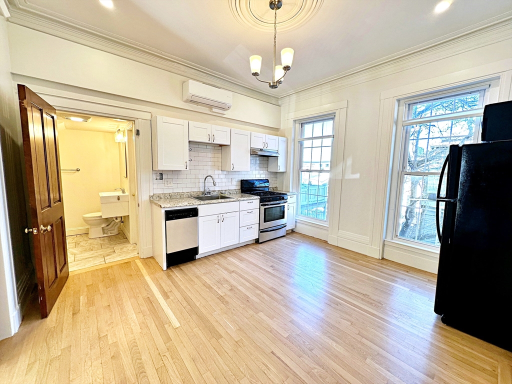 420 Sumner St, East Boston