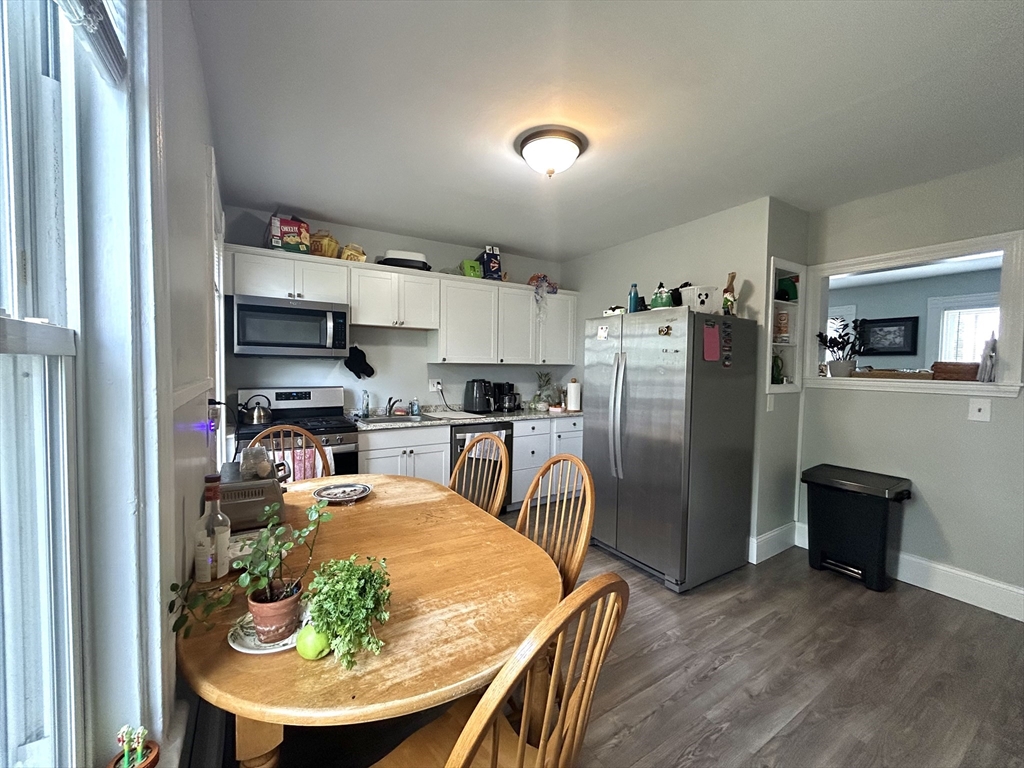 4 Swetts Ct, Watertown