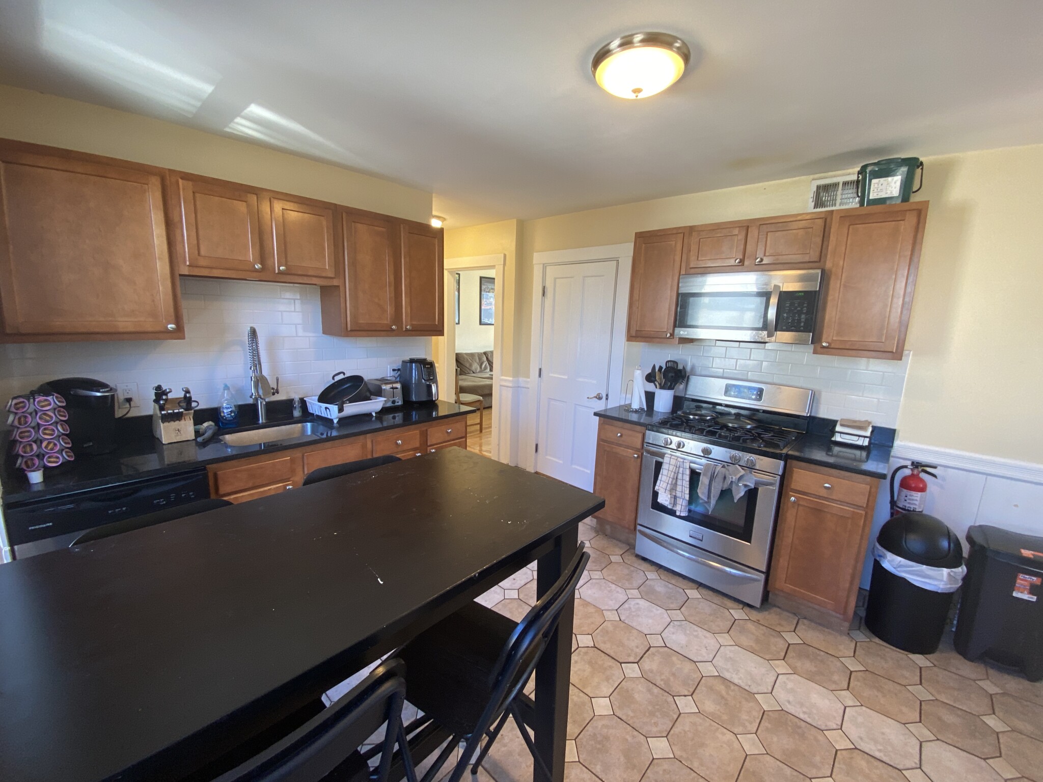 176 Elm St, North Cambridge