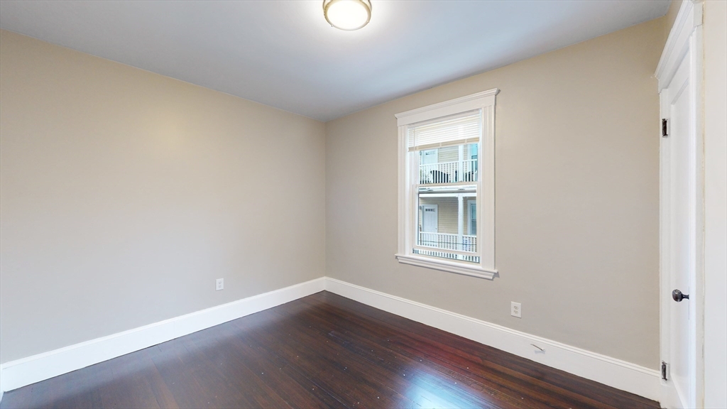 6 Ashmont Ct, Dorchester