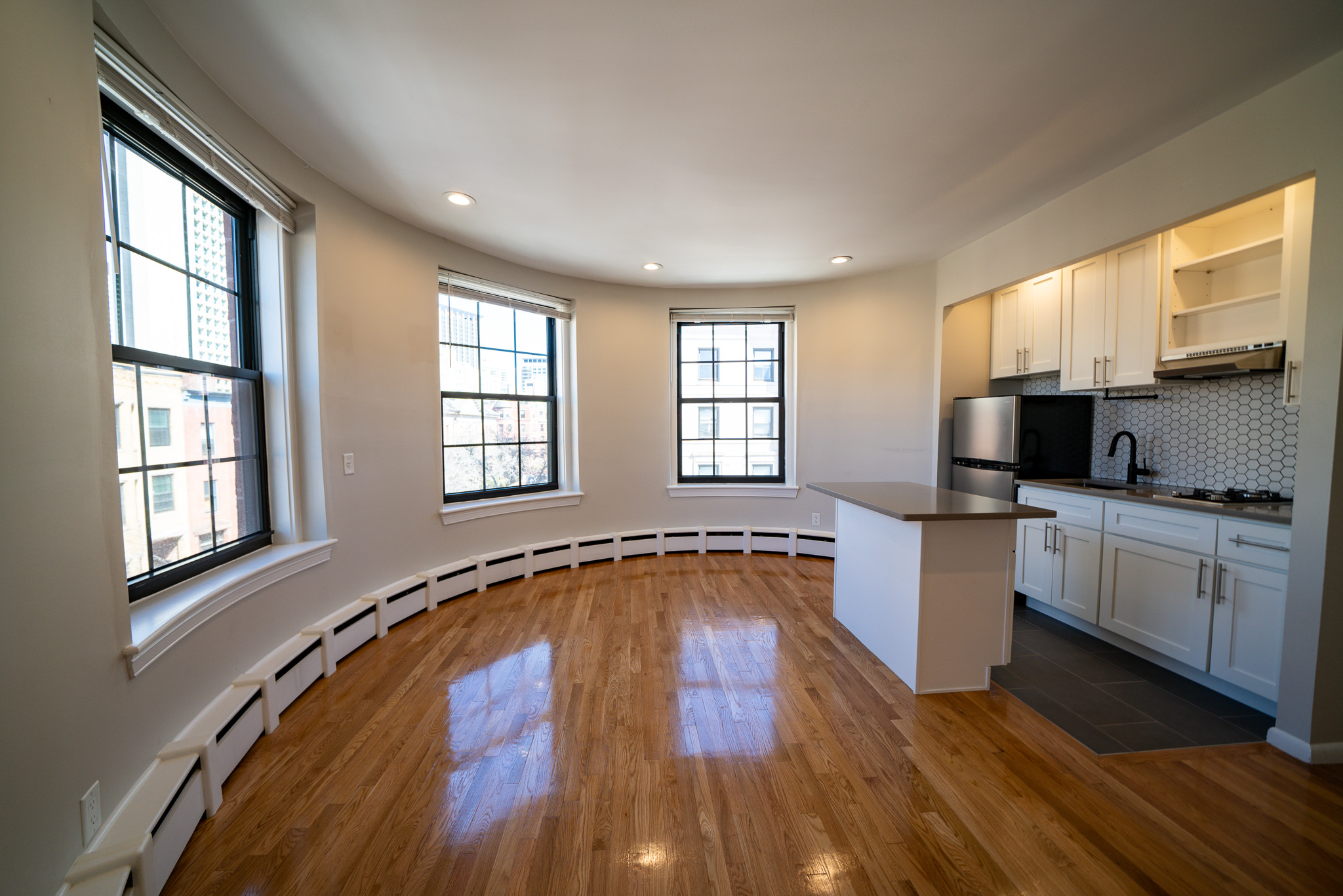 158 Saint Botolph St, Back Bay