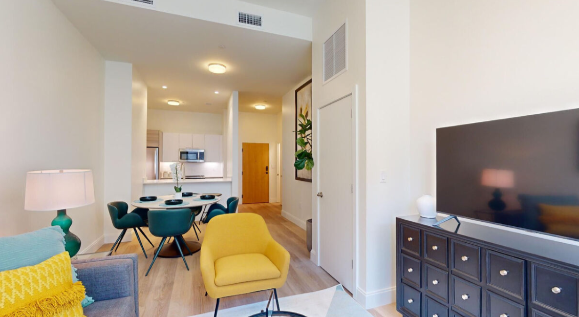 1079 Commonwealth Ave, Allston