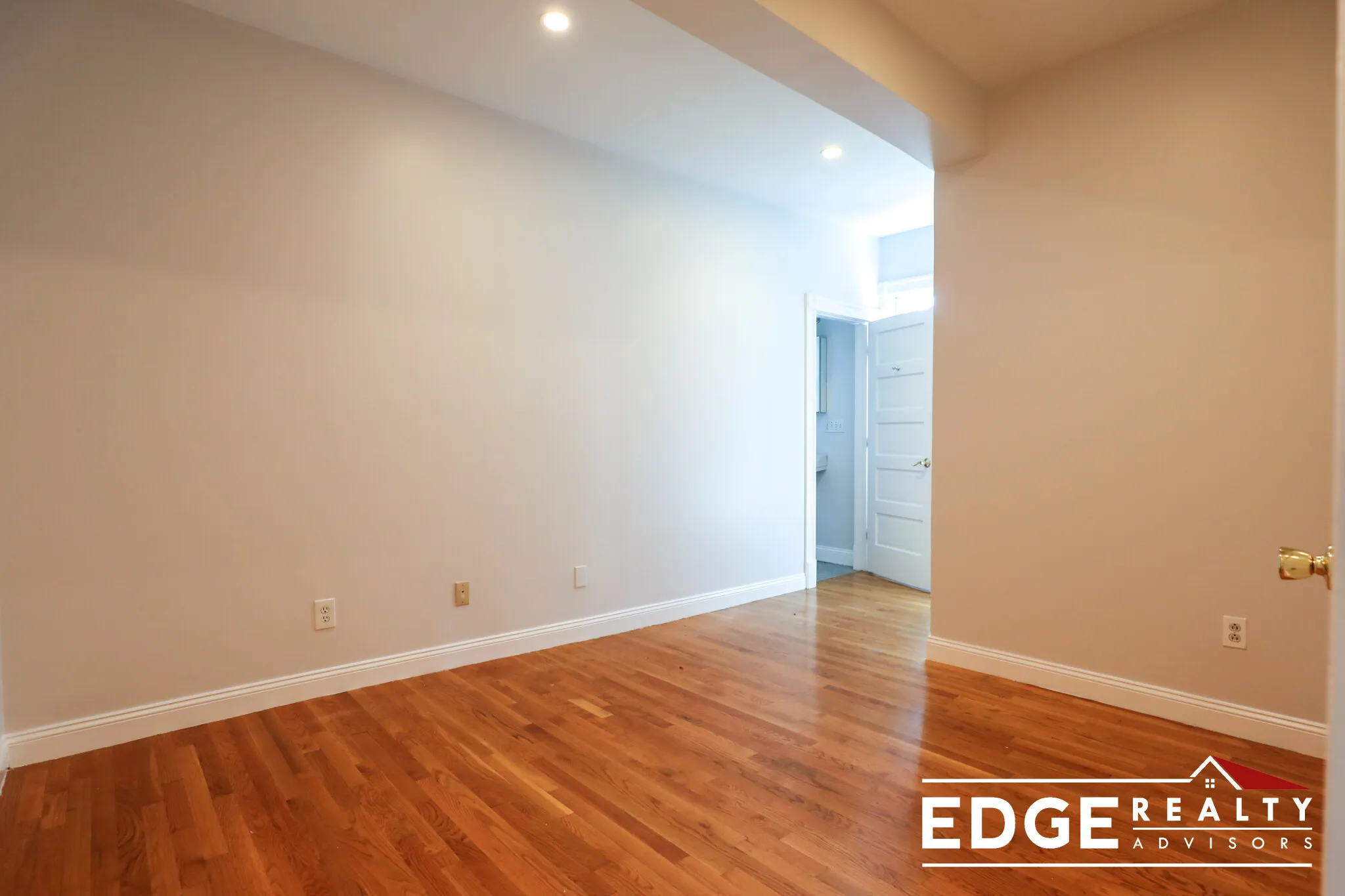 62 Ridgemont St, Allston