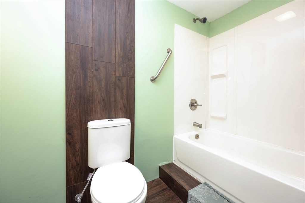 55 Glenrose Ave, Braintree