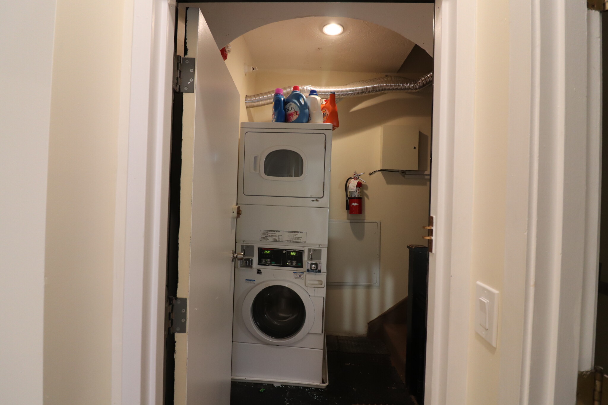 1203 Beacon St, Brookline