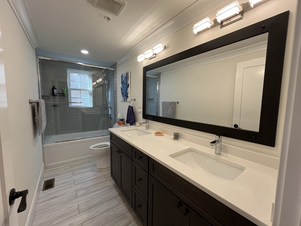 63 Sedgwick St, Jamaica Plain