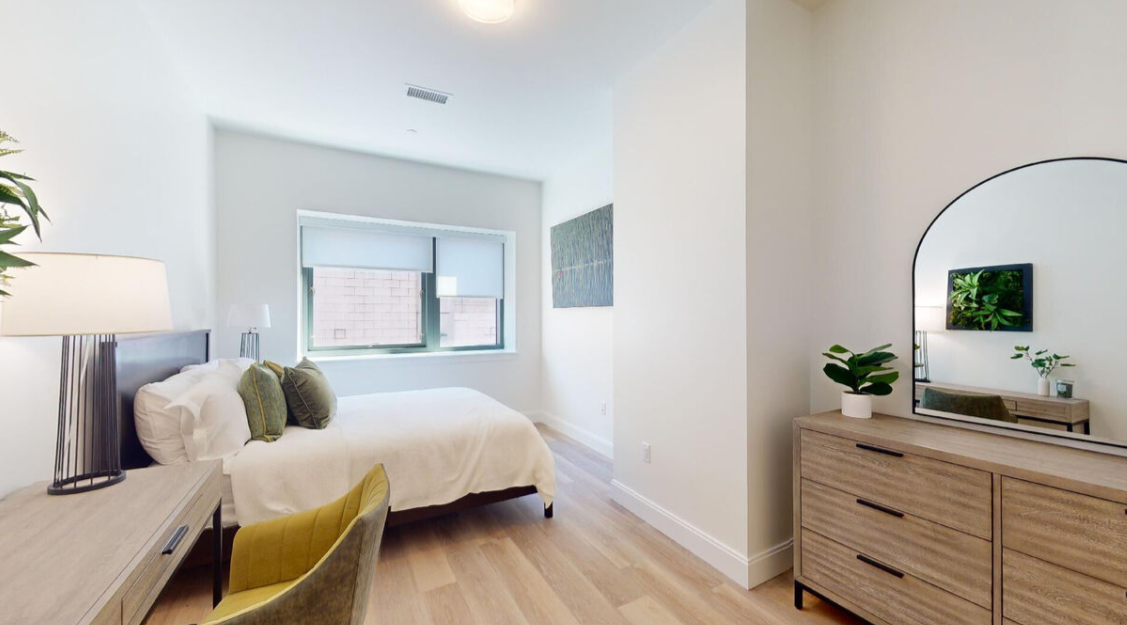 1079 Commonwealth Ave, Allston