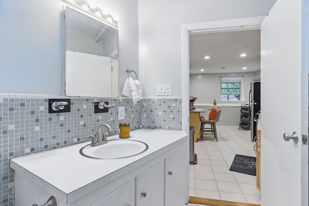 240 Brattle St, West Cambridge