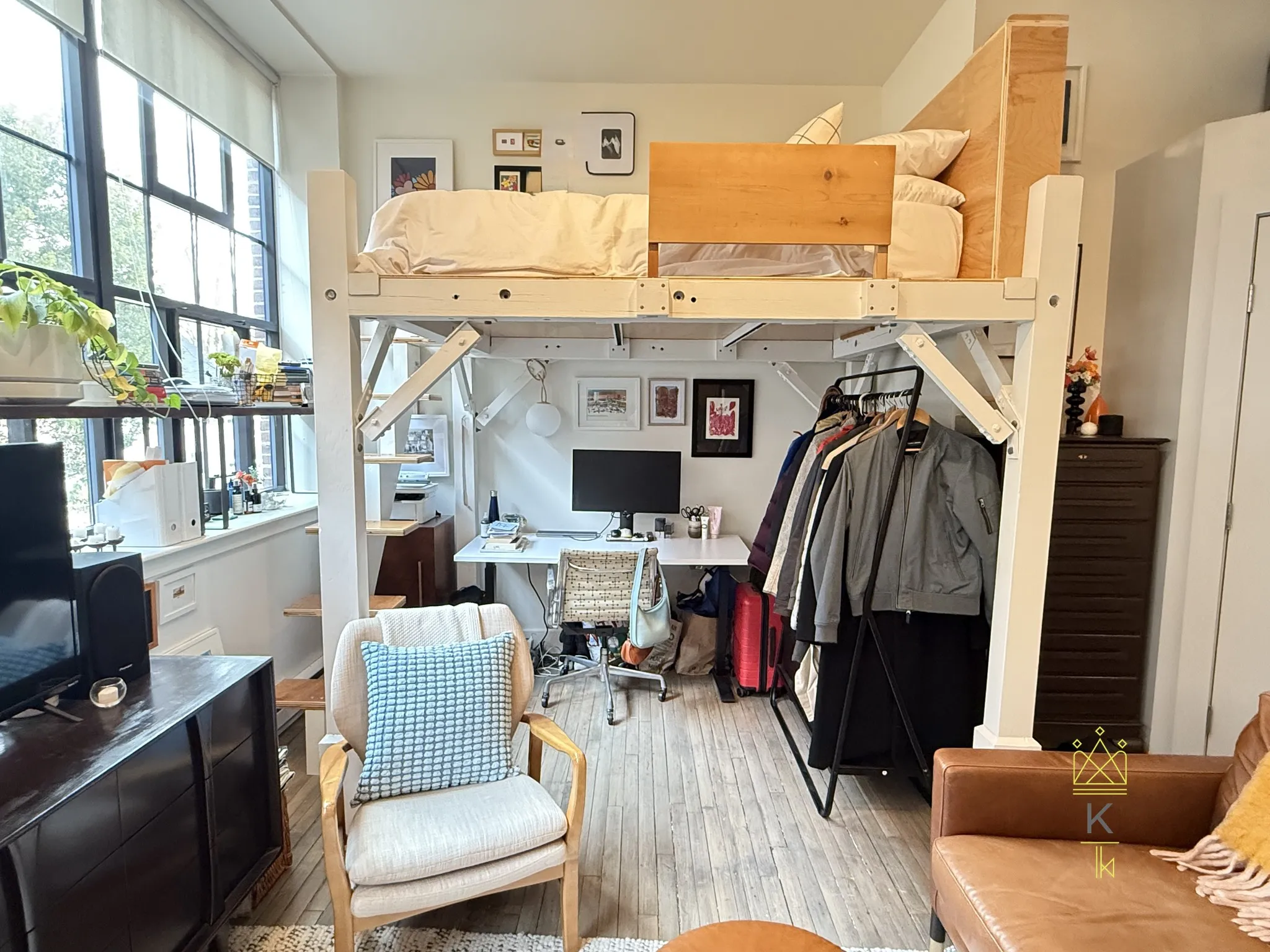 20 Sunnyside St, Jamaica Plain