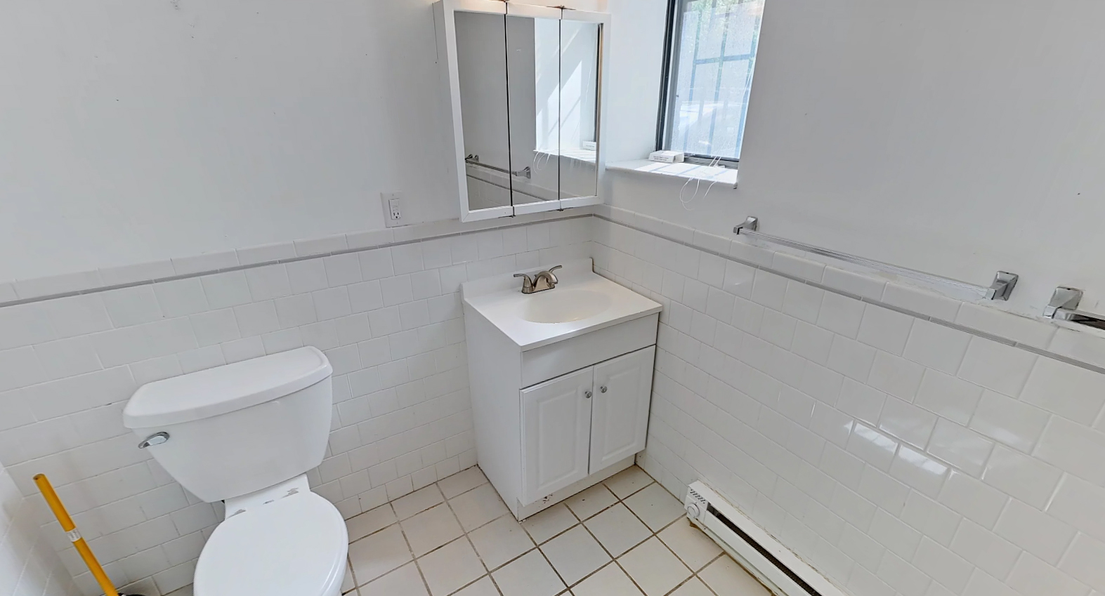 111 Queensberry St, Fenway