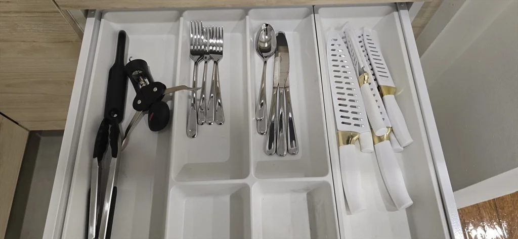 466 Commonweatlh, Fenway