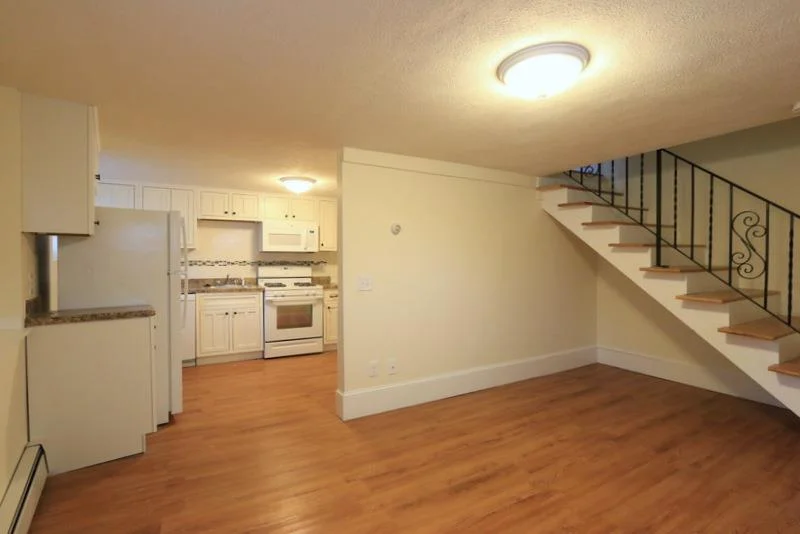 2 Central St, Spring Hill