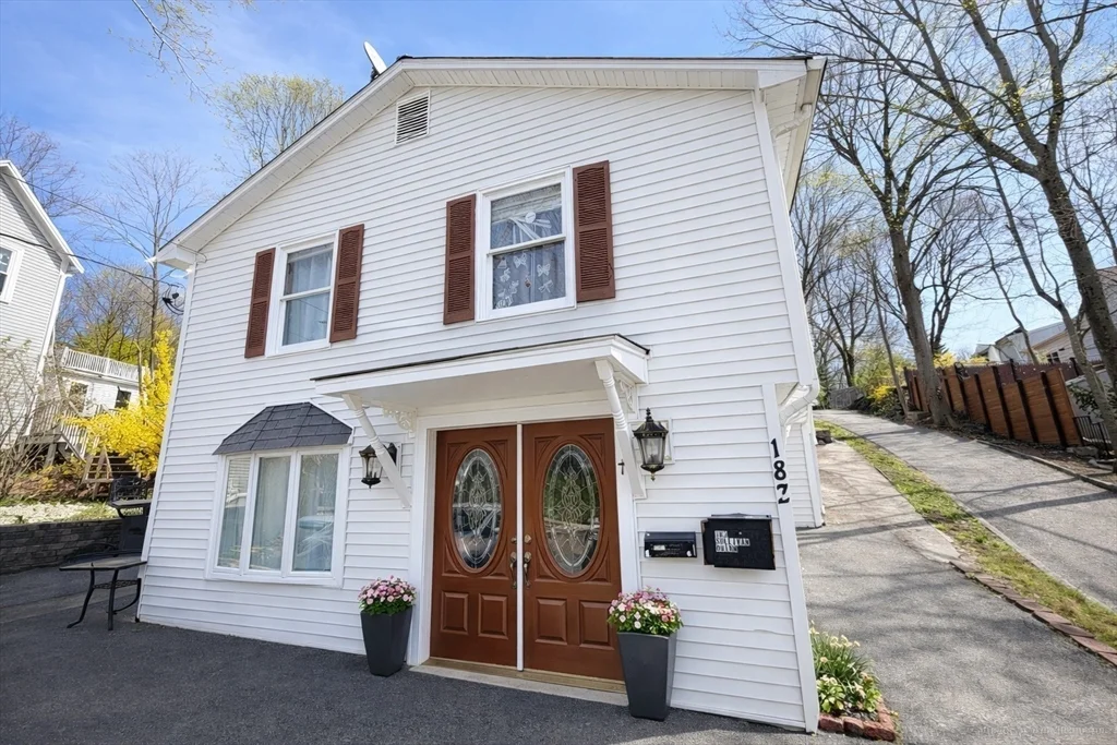 183 Forest St, Arlington