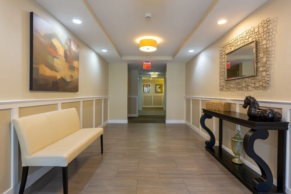 321 Hammond Pond Pkwy, Chestnut Hill
