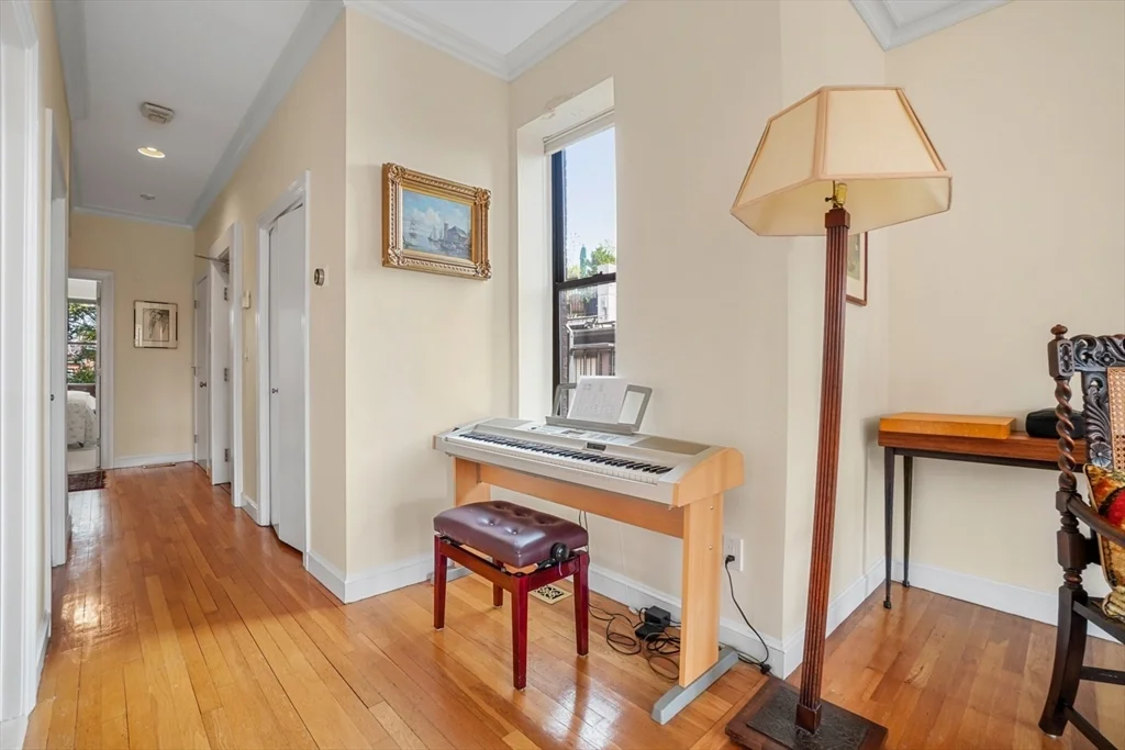 365 Marlborough St, Back Bay