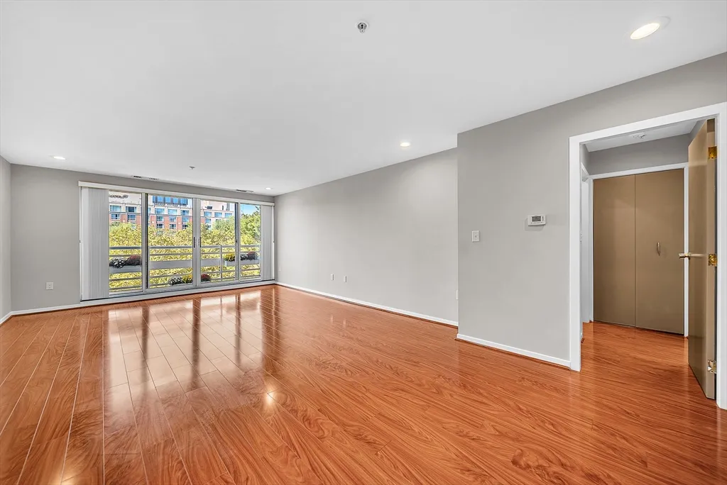 6 Canal Park, East Cambridge