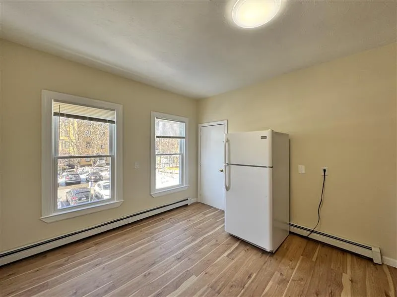 57 Bishop Allen Dr, The Port