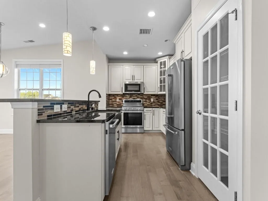 115 Corning Fairbanks, Westborough