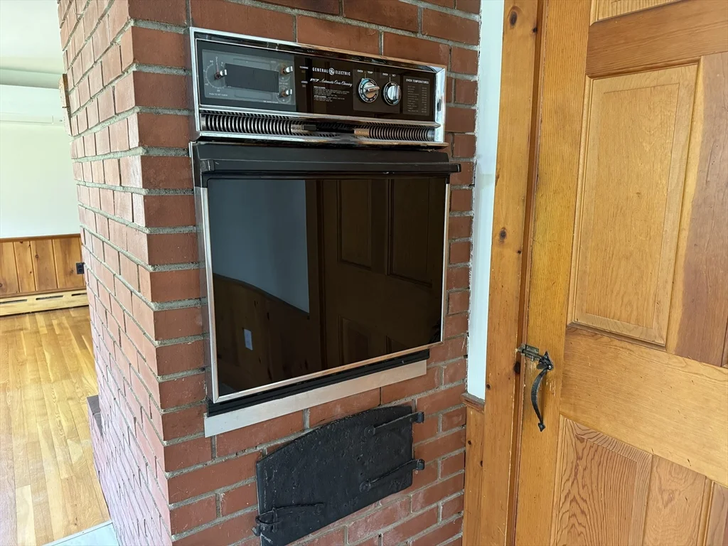 3 Crescent St, West Bridgewater