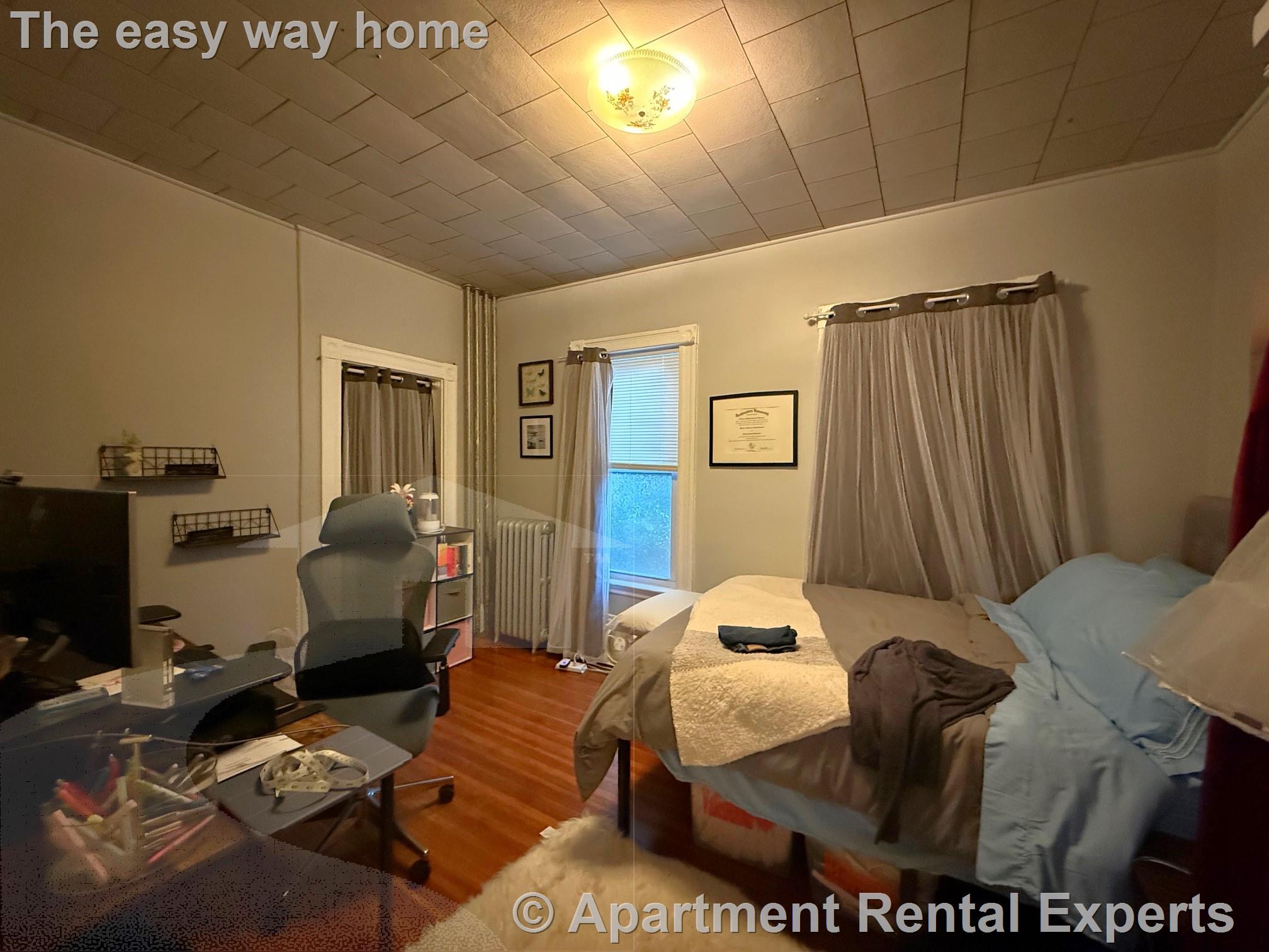 42 Glenwood Rd, Magoun Square