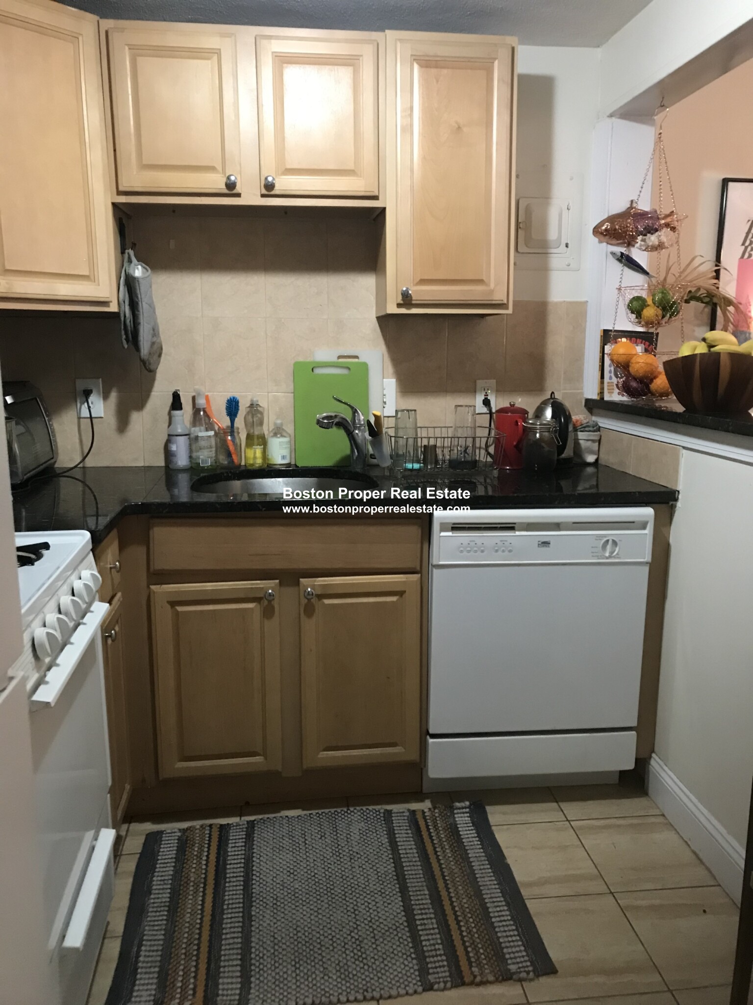 16 Hereford St, Back Bay