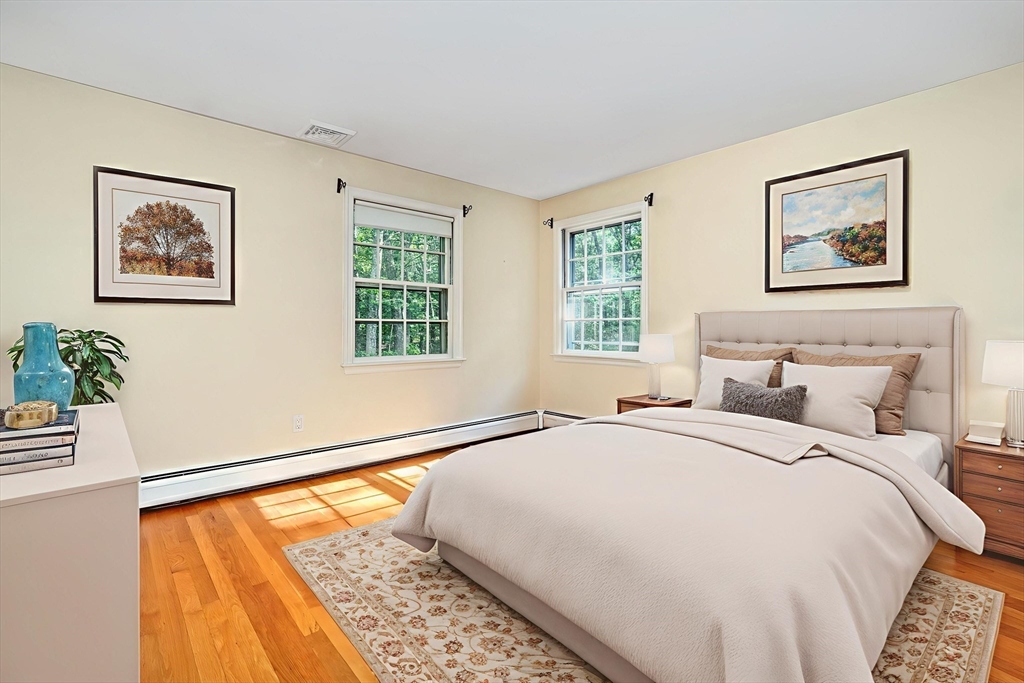 15 Goose Pond Rd, Lincoln