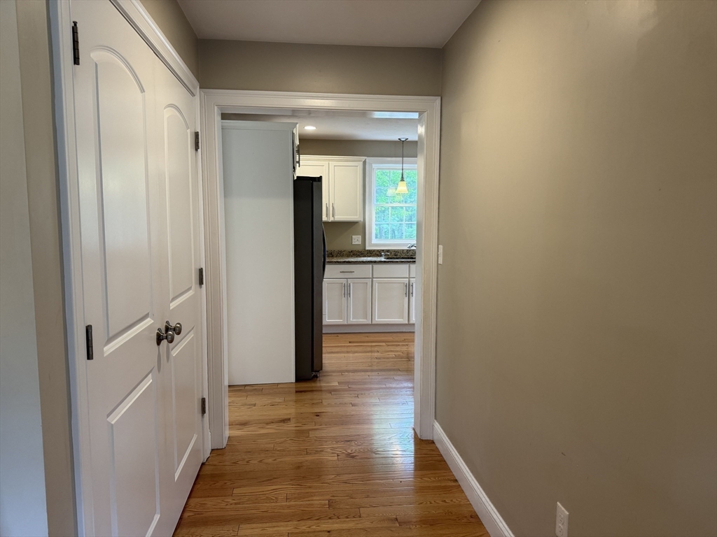 59 Wenham Rd, Carver