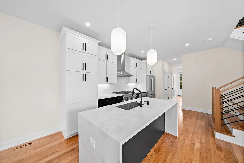 11 Jasset St, Nonantum