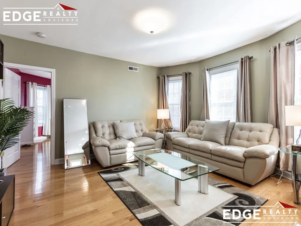 24 Fairmount Ave, West Somerville