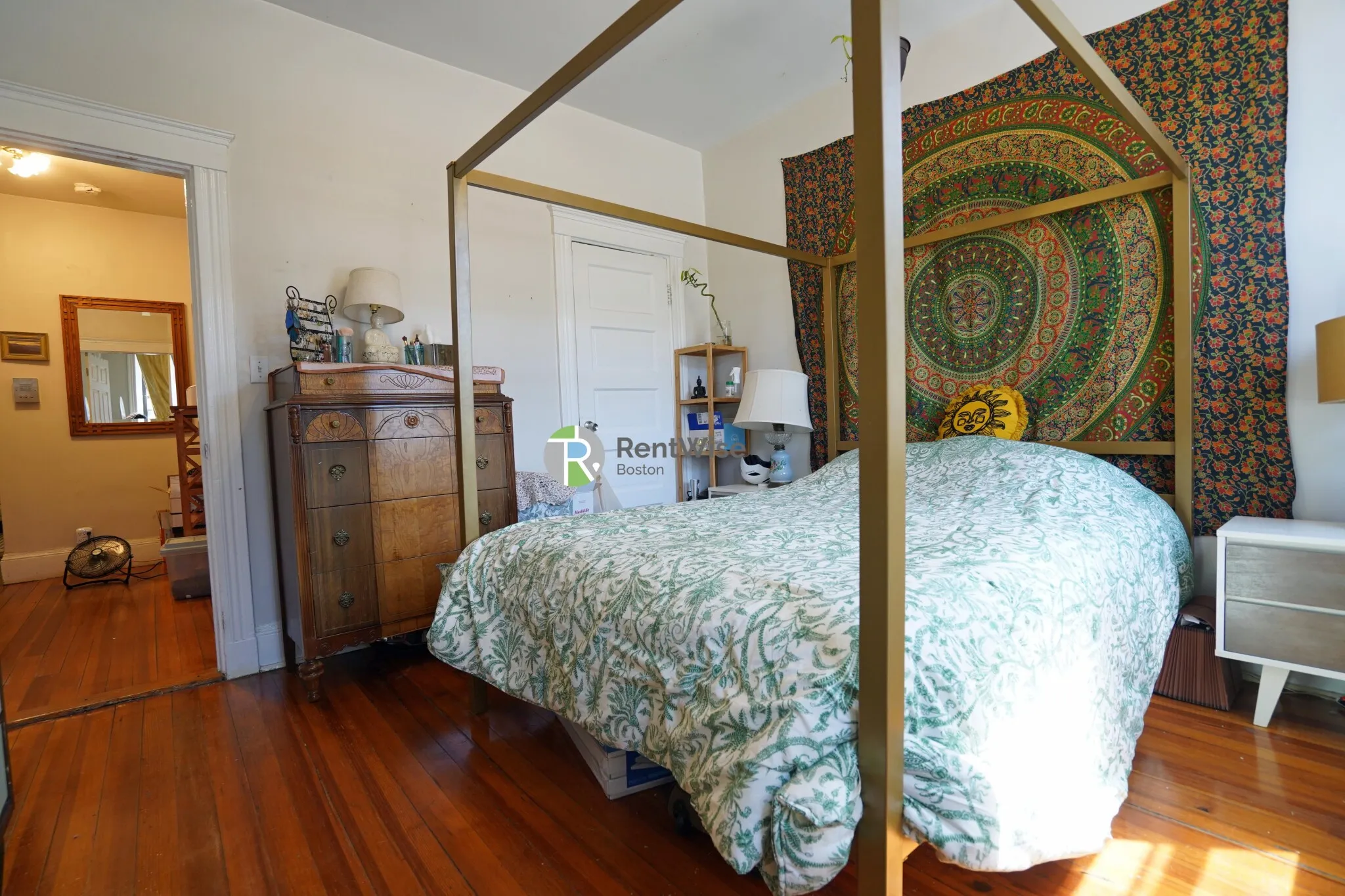 1379 Commonwealth Ave, Brighton