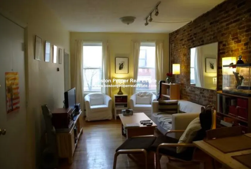 15 Garden St, Beacon Hill