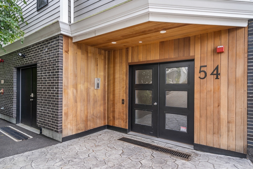 54 River St, Dorchester