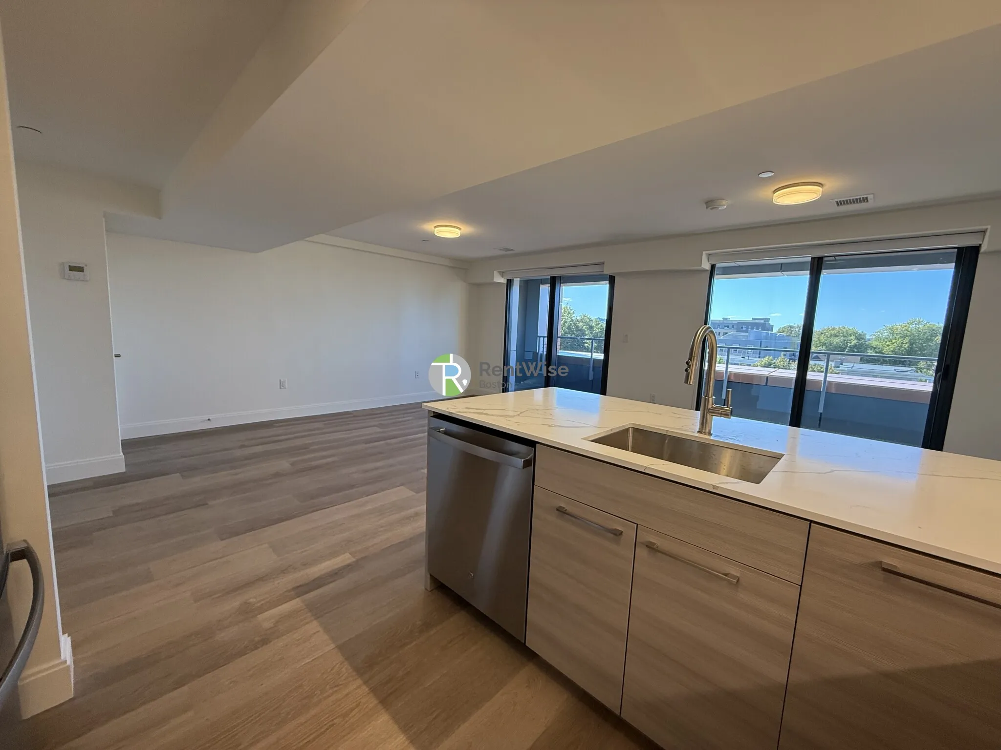 1079 Commonwealth Ave, Allston