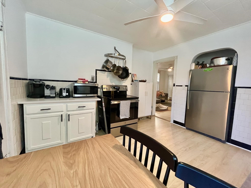 53 Bow, Union Square