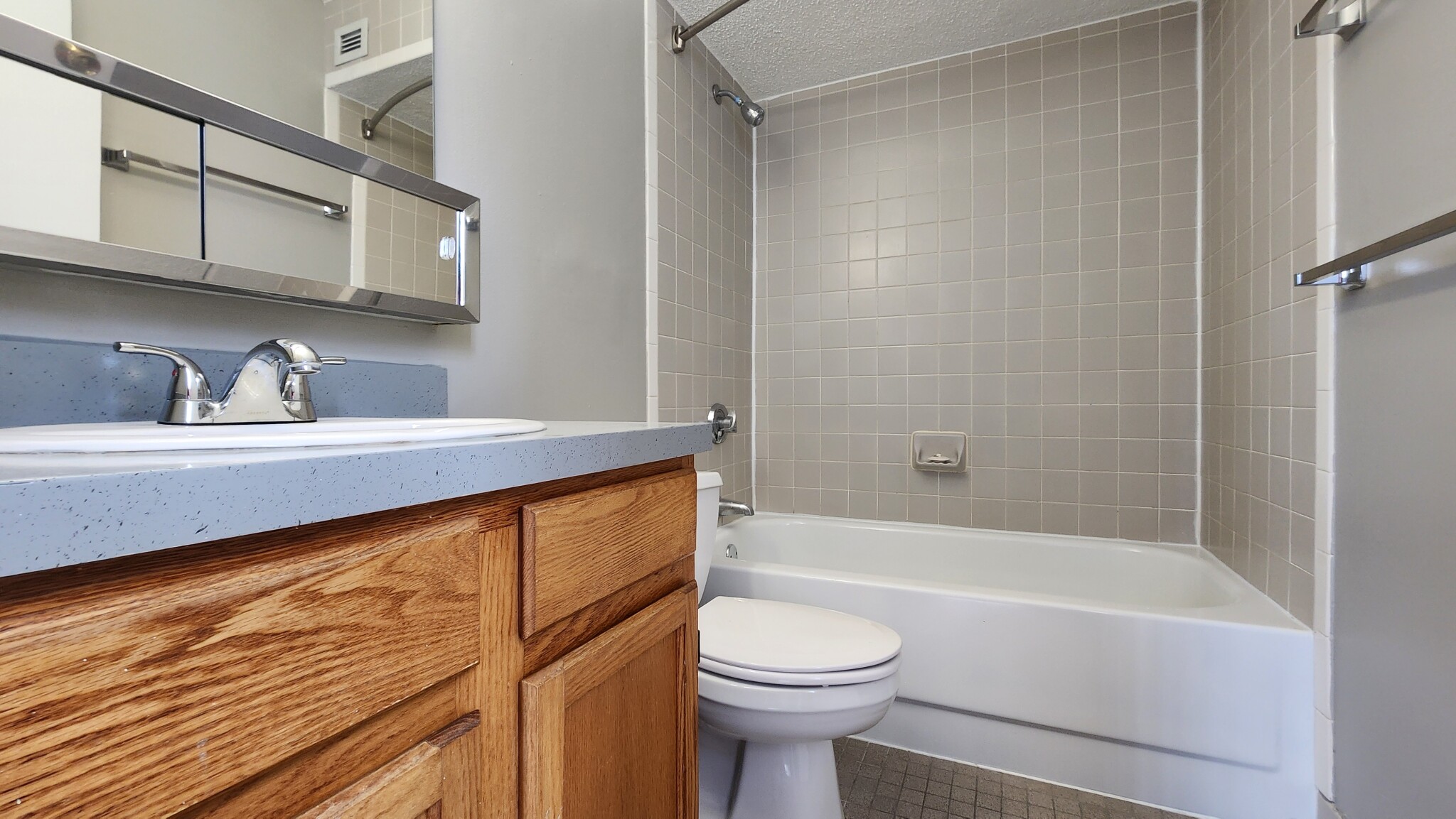 66 Beach Point Pl, Dorchester