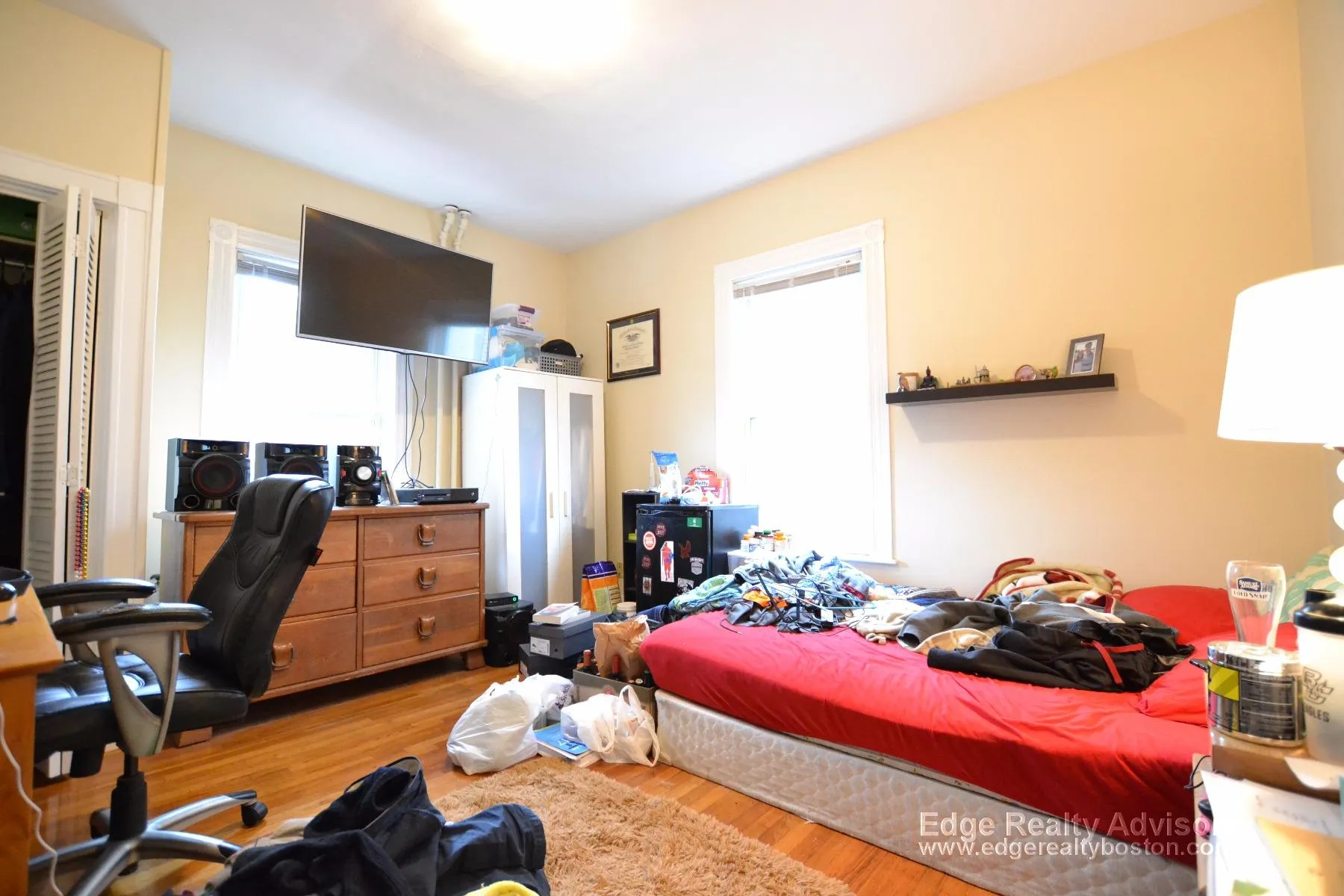 45 Falkland St, Oak Square