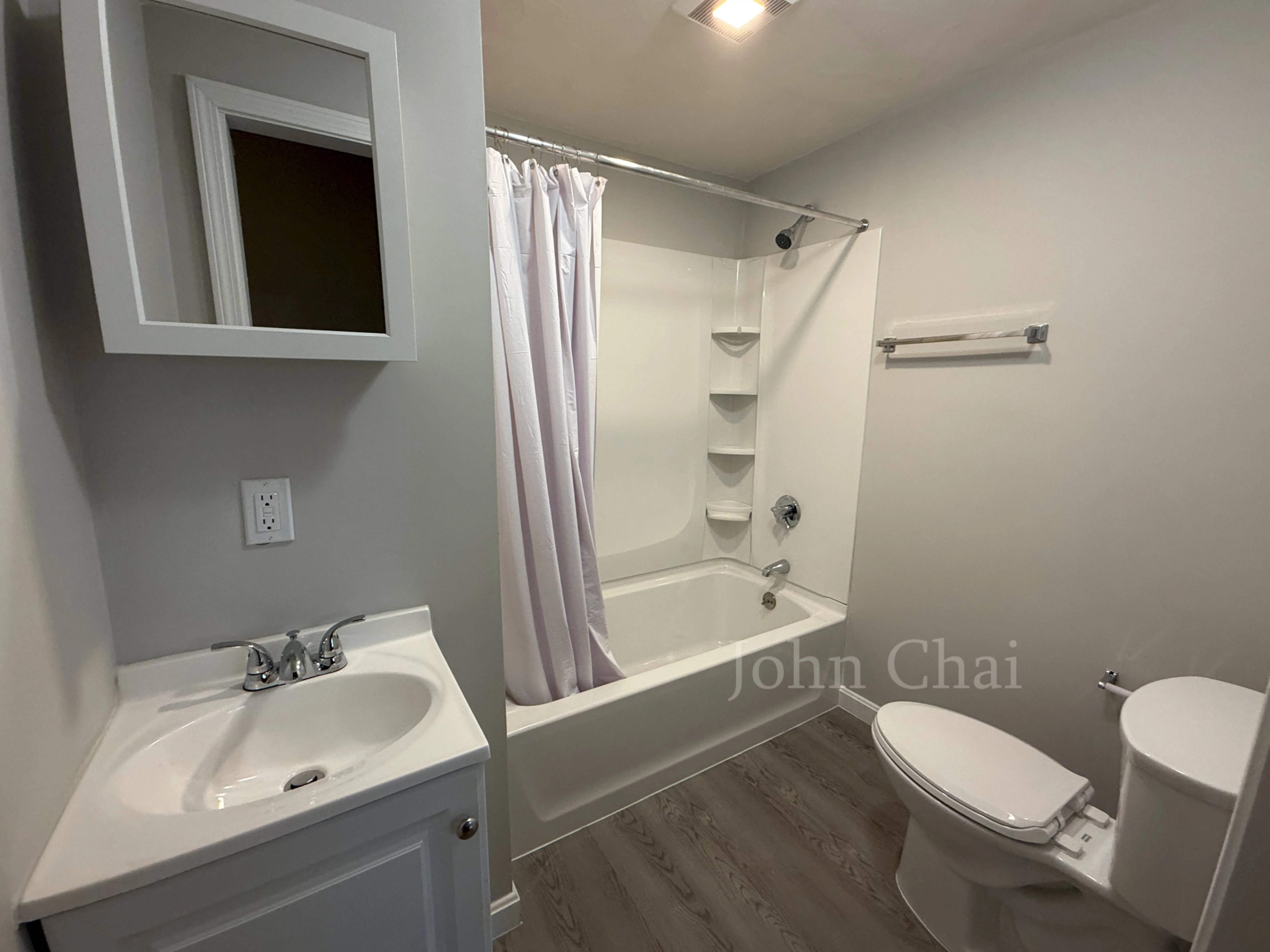 90 Cypress St, Emerson Gardens