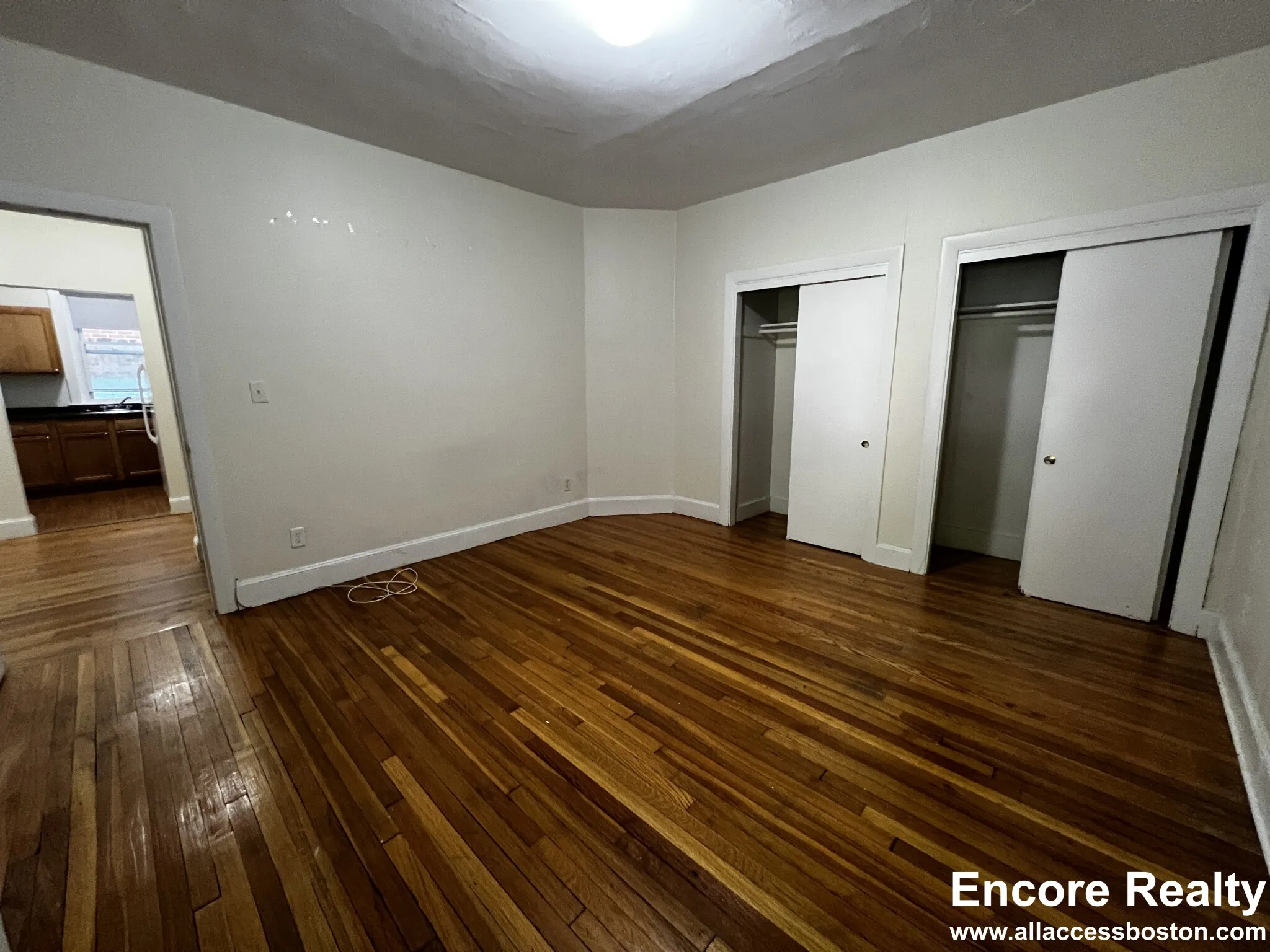 33 Lancaster Ter, Corey Hill