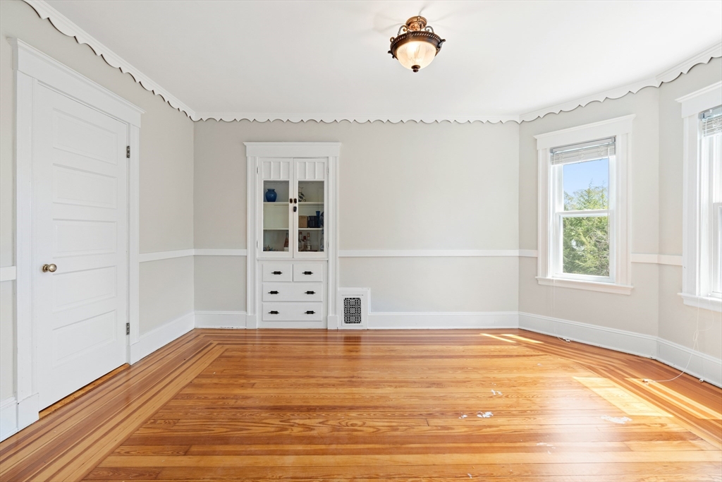 9-11 West St, Norwood