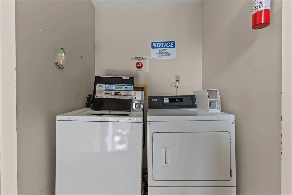 5455 N Main St, Fall River