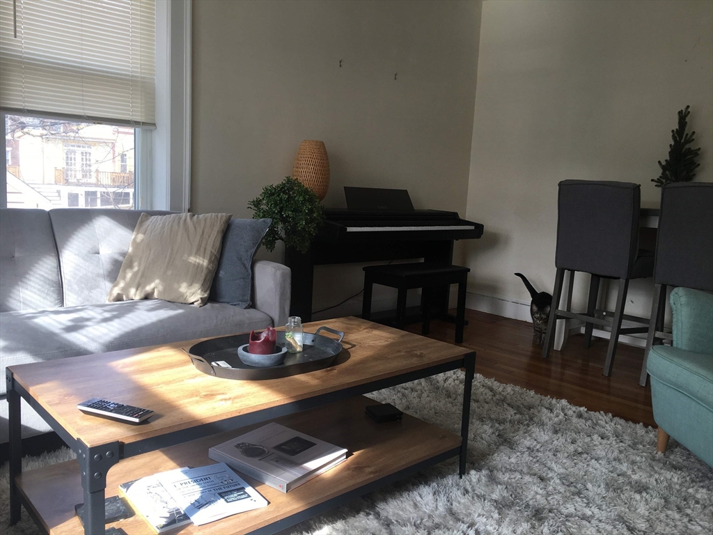 38 Day St, Davis Square