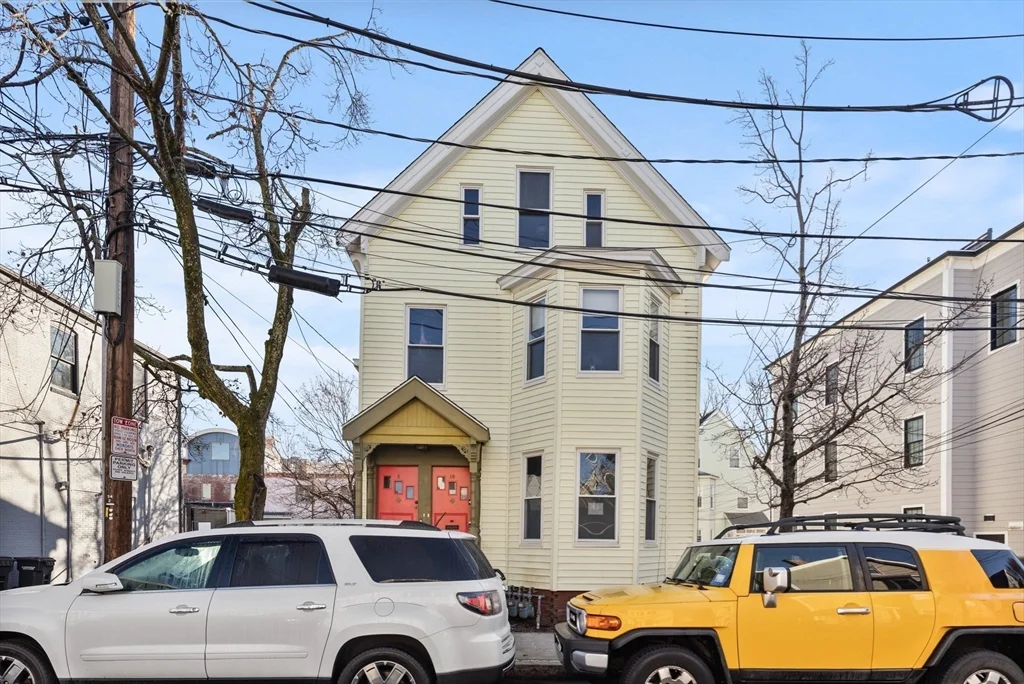 8 Carlton St, Ward Two